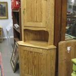 598 8624 CORNER CUPBOARD